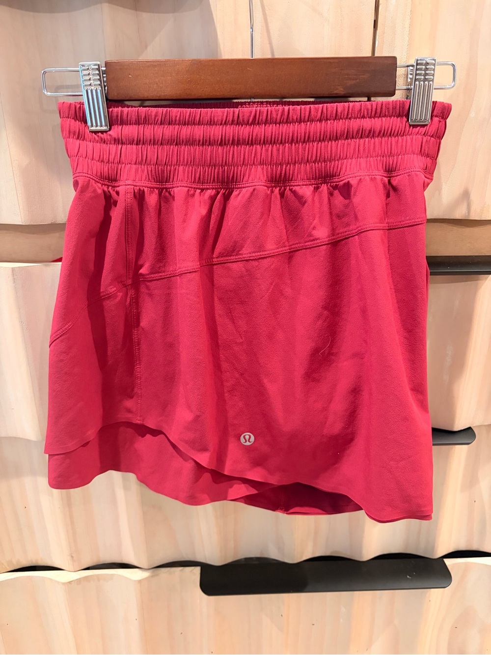 Lululemon Shake It Out High Rise Shorts 2.5” | Wine | Size XL